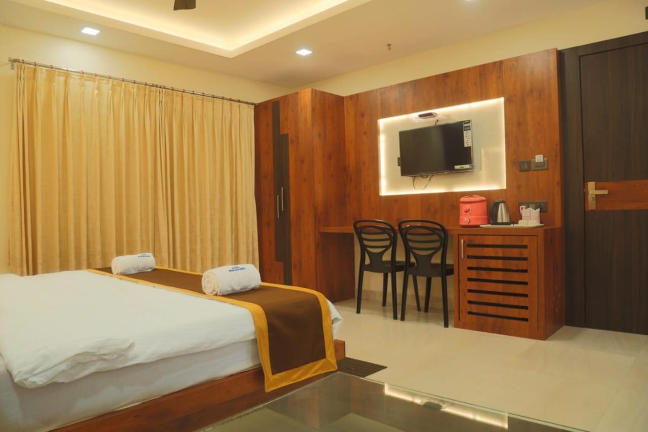 Hotel Silver Land ดีกา ภายนอก รูปภาพ